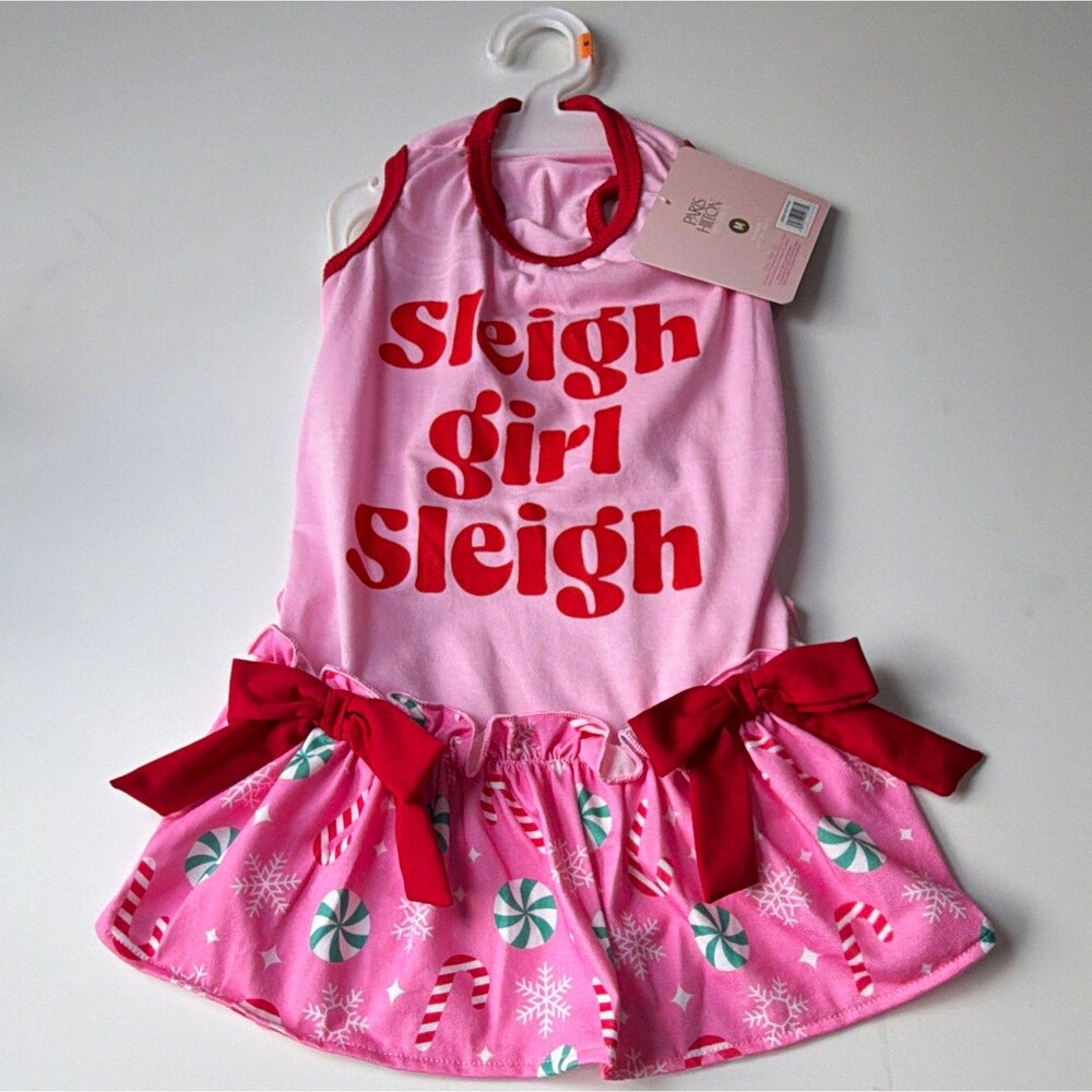 Paris Hilton Sleigh Girl Sleigh Dog Dress Size M Pink